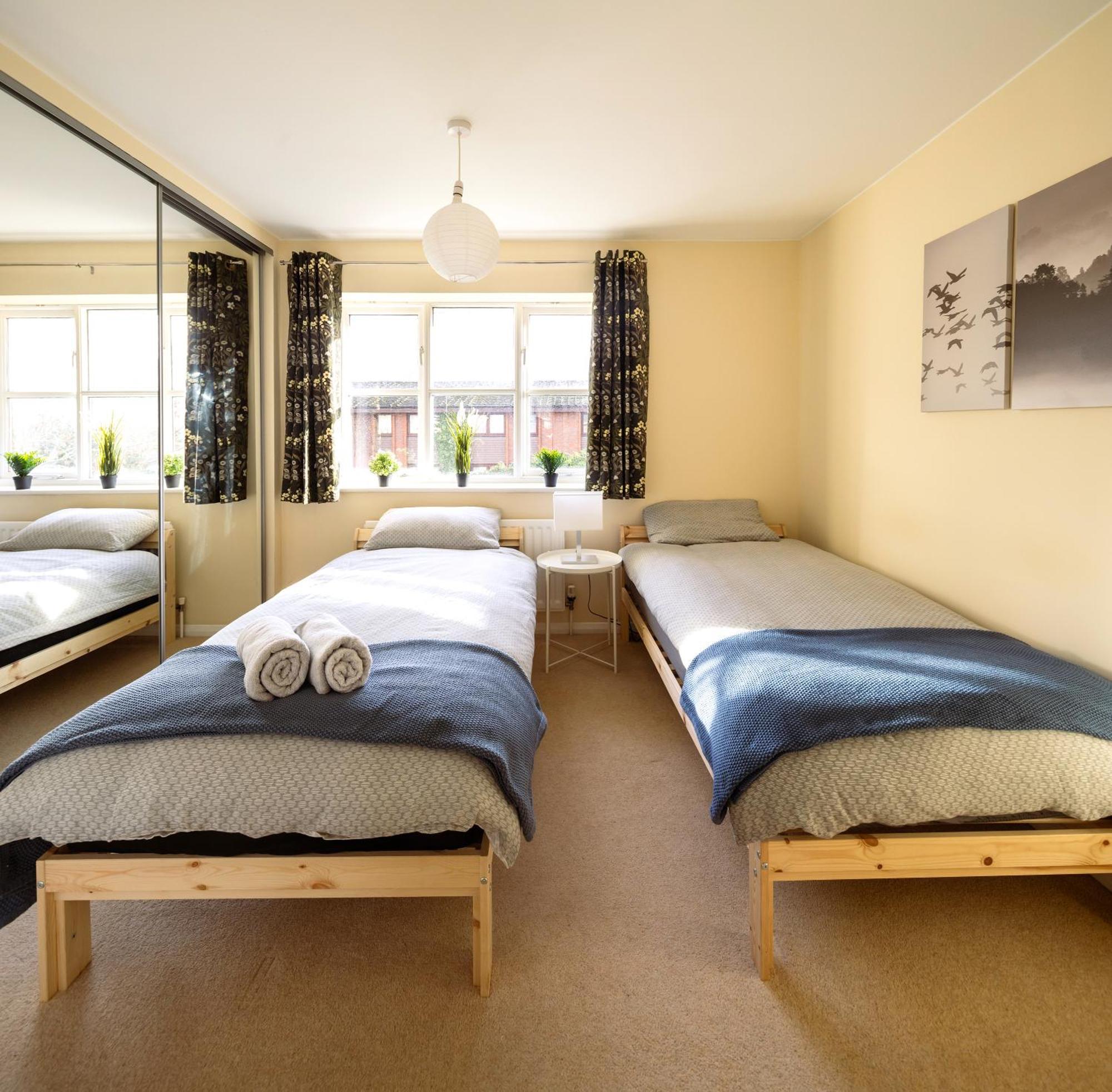Holiday home Townhouse With Parking Guildford